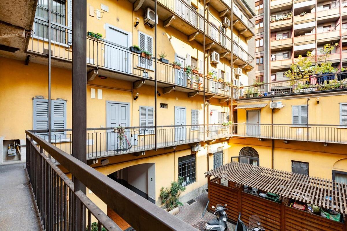 Splendido Bilocale In Vecchia Milano Apartment ภายนอก รูปภาพ