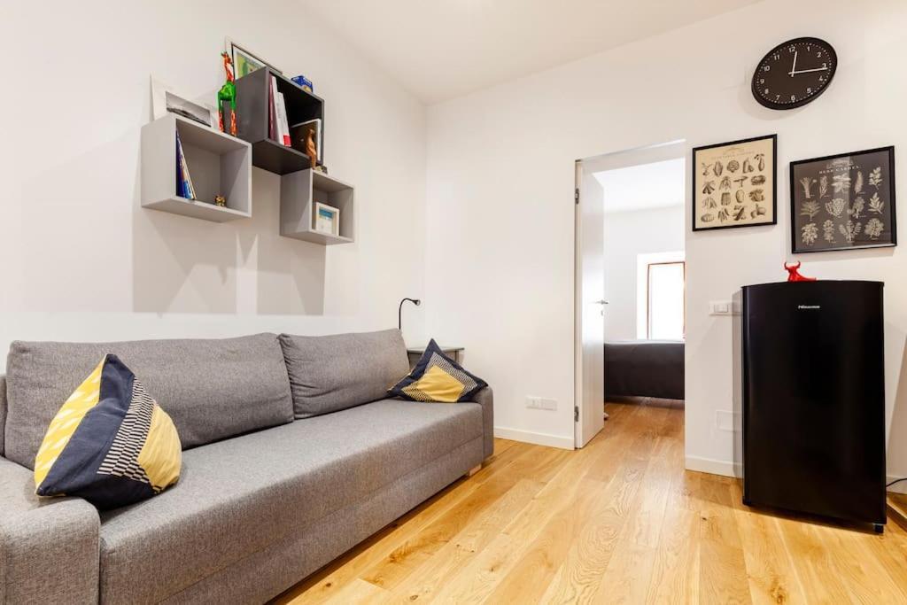 Splendido Bilocale In Vecchia Milano Apartment ภายนอก รูปภาพ